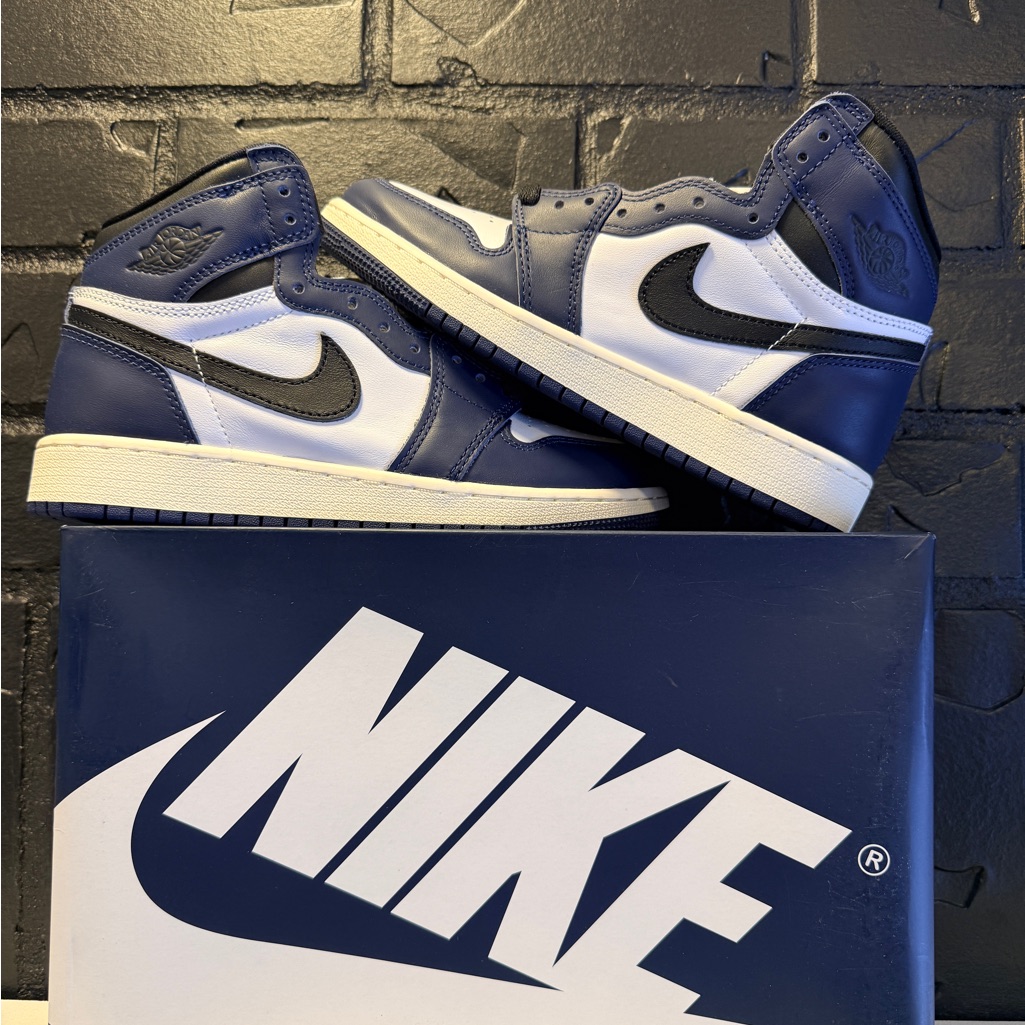 Nike Men's Navy And White High-Top Sneakers